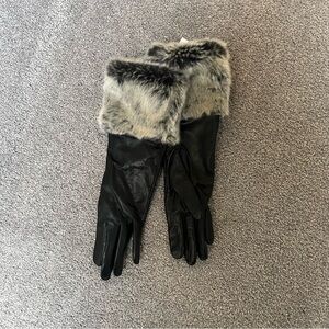 NWT Lands' End Black Faux Leather Gloves with cashmere liking and Fur Trim